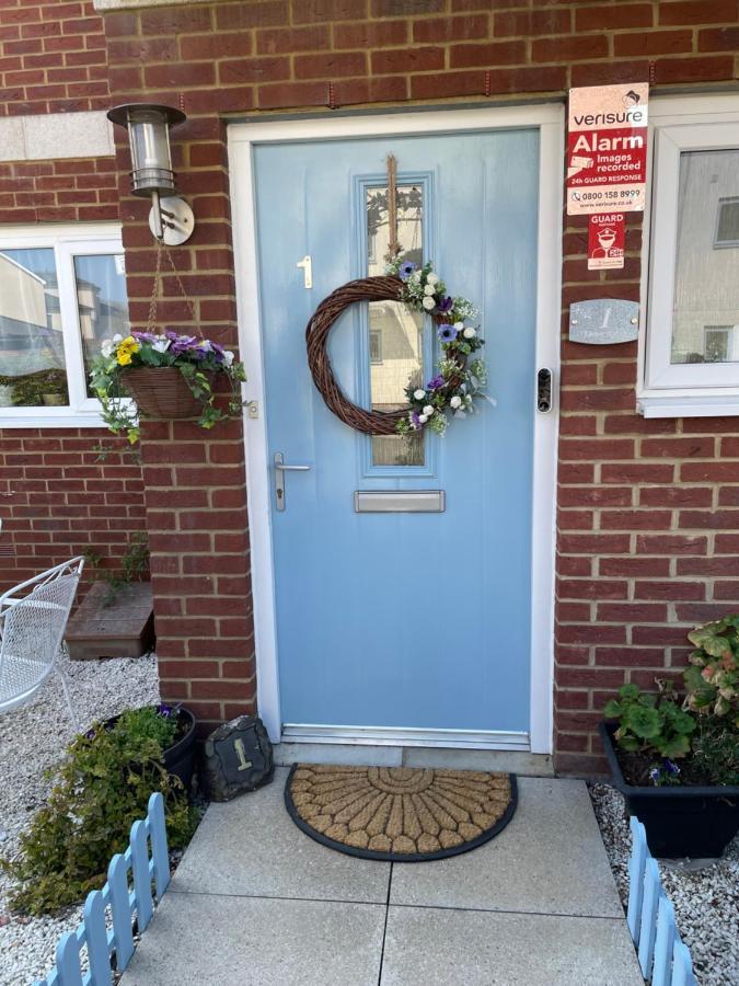 Tisi Choice Bed & Breakfast Northfleet Exterior photo